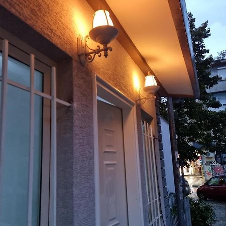Cozzy Studio Тирана Екстериор снимка